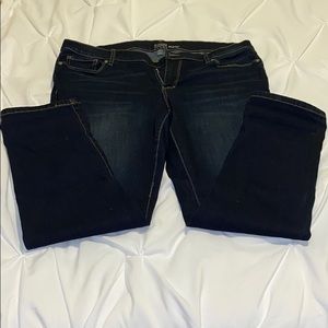 NY & Co skinny jeans petite